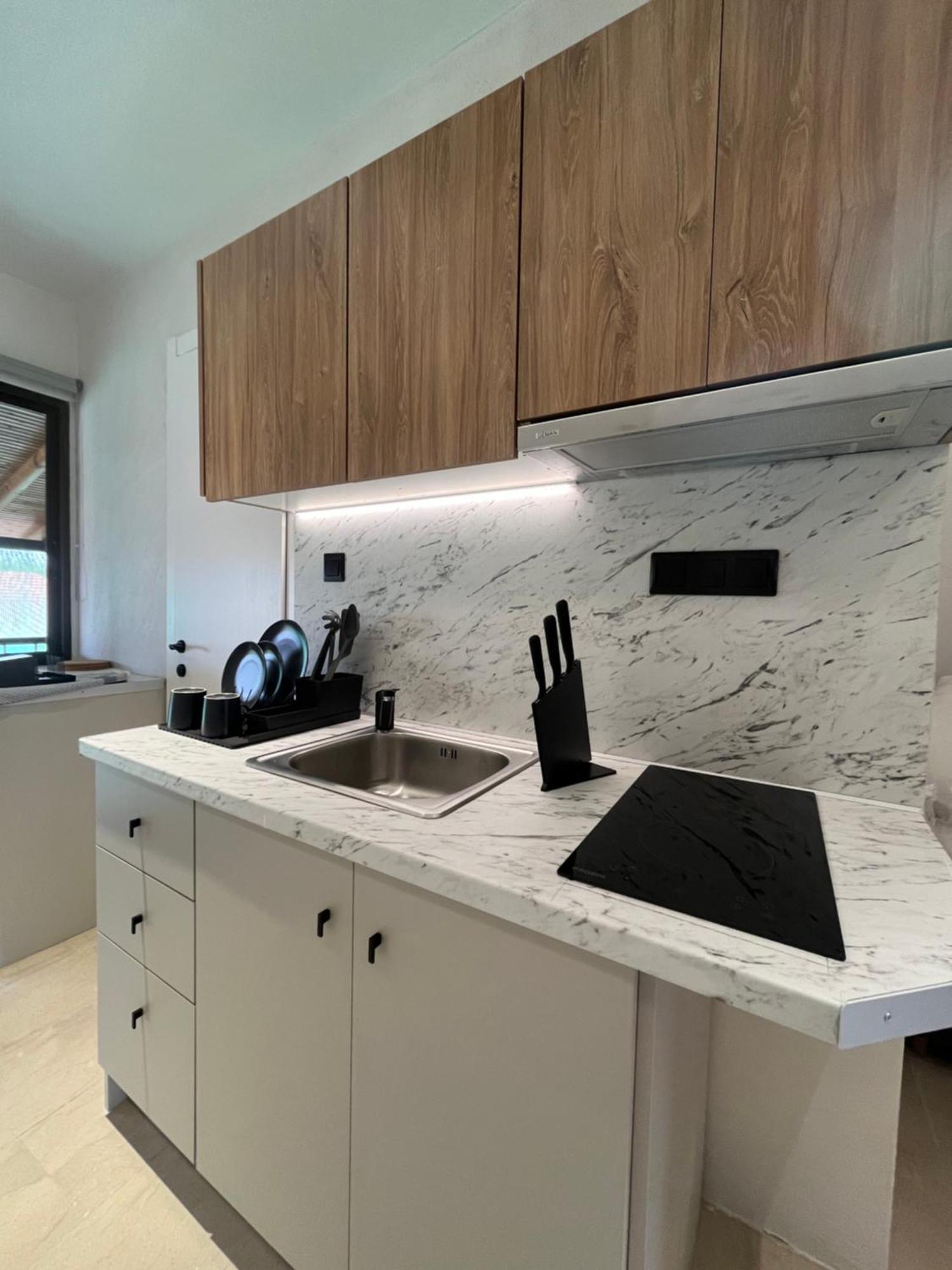 Okkio Sea View Apartment Vergia Ngoại thất bức ảnh